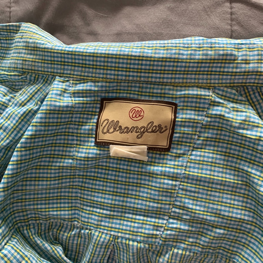 Wrangler Button up short sleeve shirt